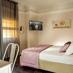 Visits Vendégház 4*