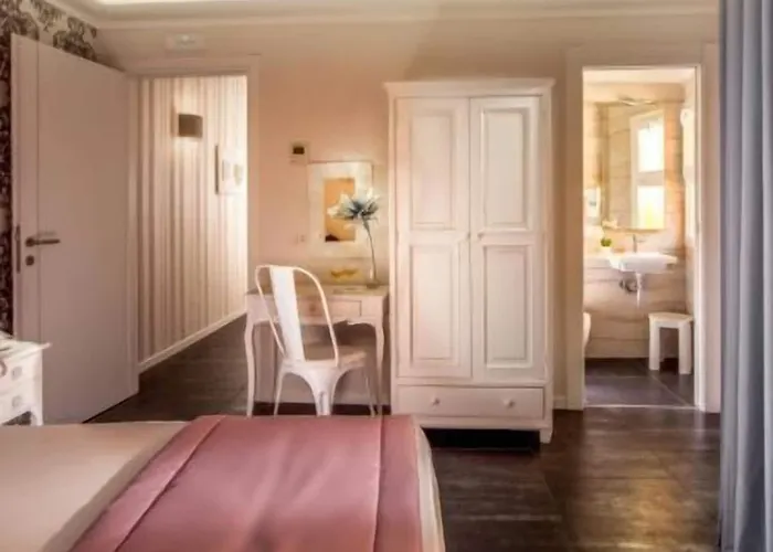 Guest house Visits