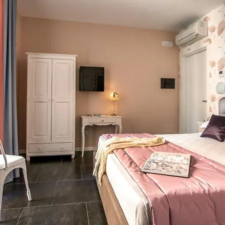Guest house Visits 4*