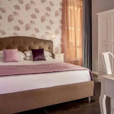 Visits Πανσιόν 4*