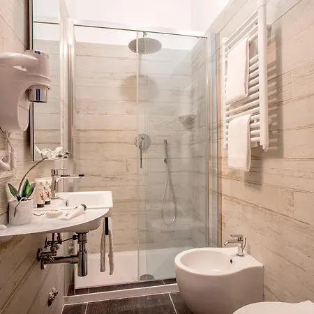 Πανσιόν Visits 4*