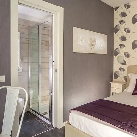 Πανσιόν Visits 4*