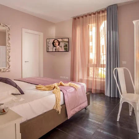 Guest house Visits 4*